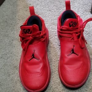 Boys basketball shoes